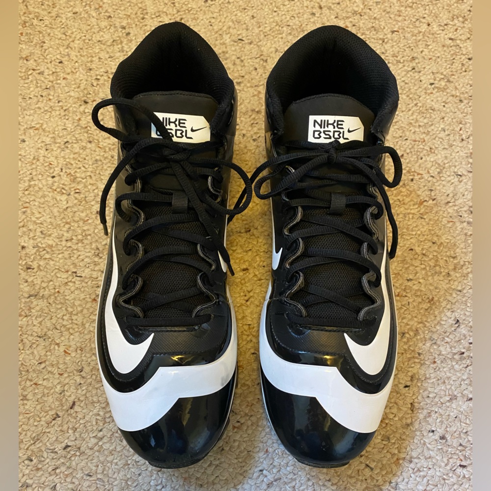 Mens Nike baseball cleats